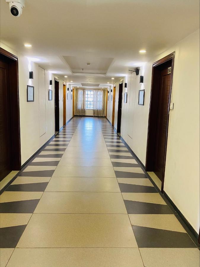 Apricot Hotel , Ahmedabad Esterno foto