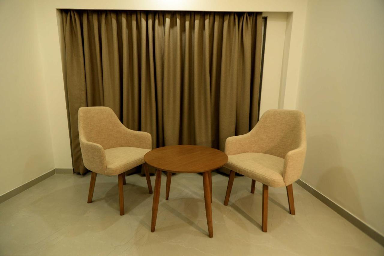Apricot Hotel , Ahmedabad Esterno foto