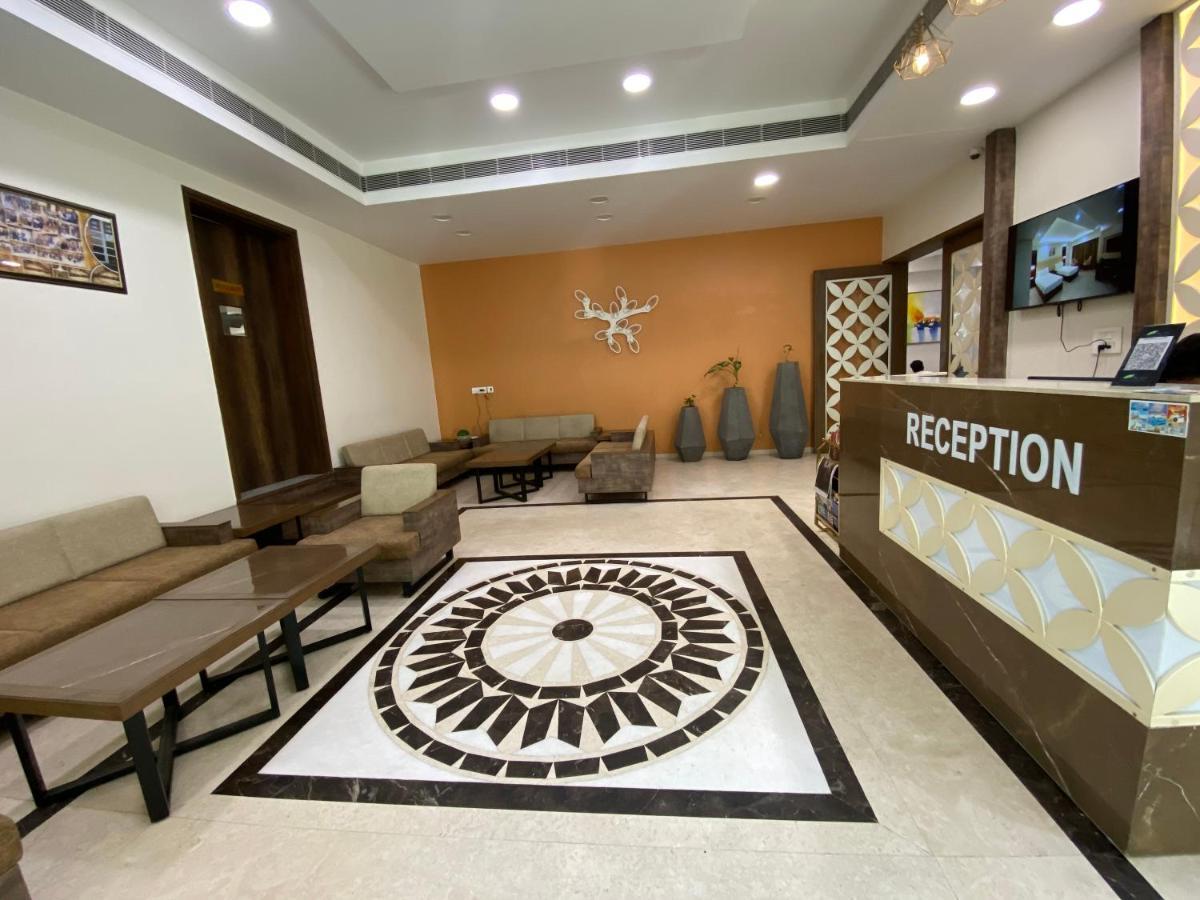 Apricot Hotel , Ahmedabad Esterno foto